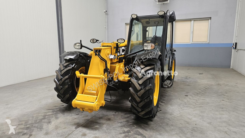 جرار زراعي JCB 527-58 Agri