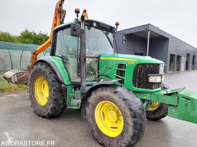 Tractor John Deere 6130