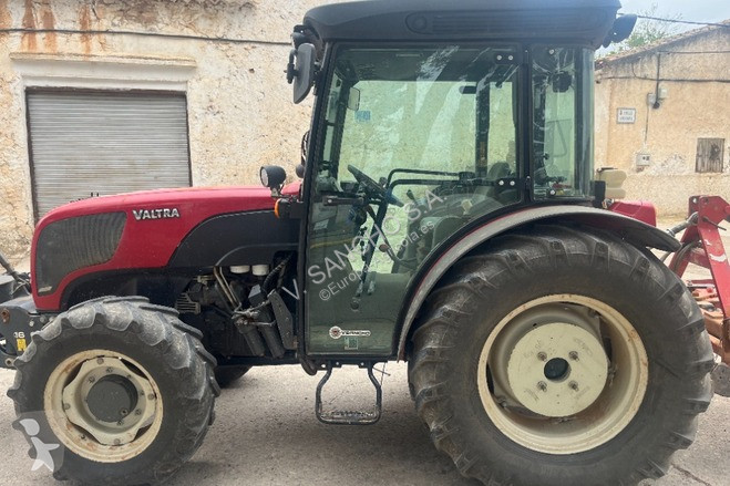 Valtra F105S Sin Adblue tractor