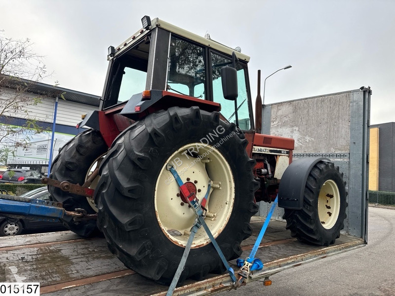Landbrugstraktor International 955A