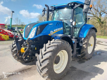 Tracteur agricole New Holland