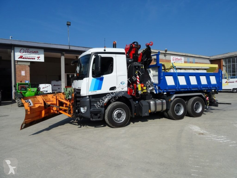 Lantbrukstraktor Mercedes Arocs 3348 - 6X4