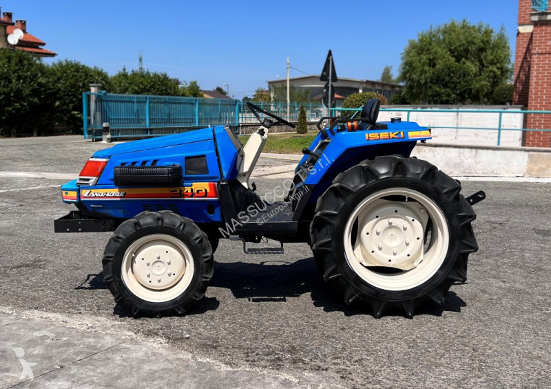 Lantbrukstraktor Iseki 240 4x4