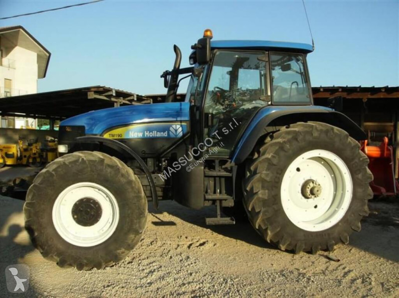Lantbrukstraktor New Holland TM190