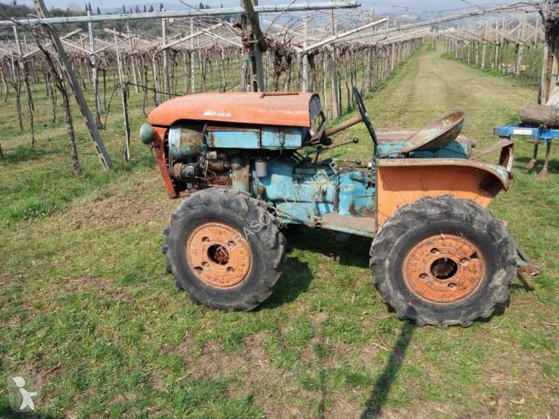 Tractor agrícola Eron Meroni  D.350  HP.32