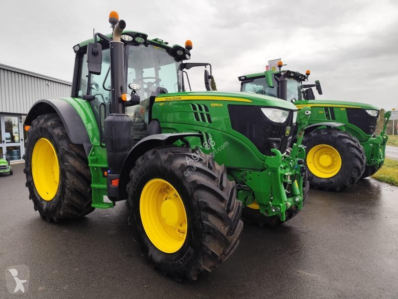 Tracteur agricole John Deere 6155M