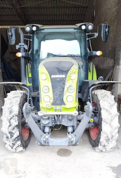 Trattore Claas Arion 440
