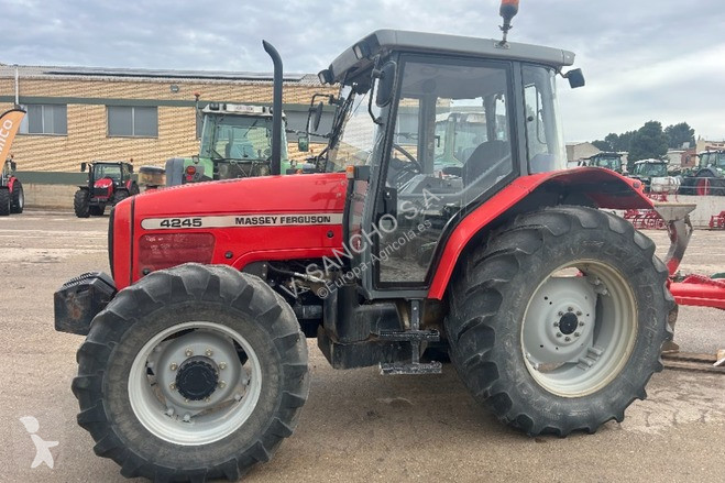 Landbrugstraktor Massey Ferguson 4245