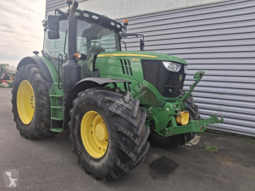 Tracteur agricole John Deere