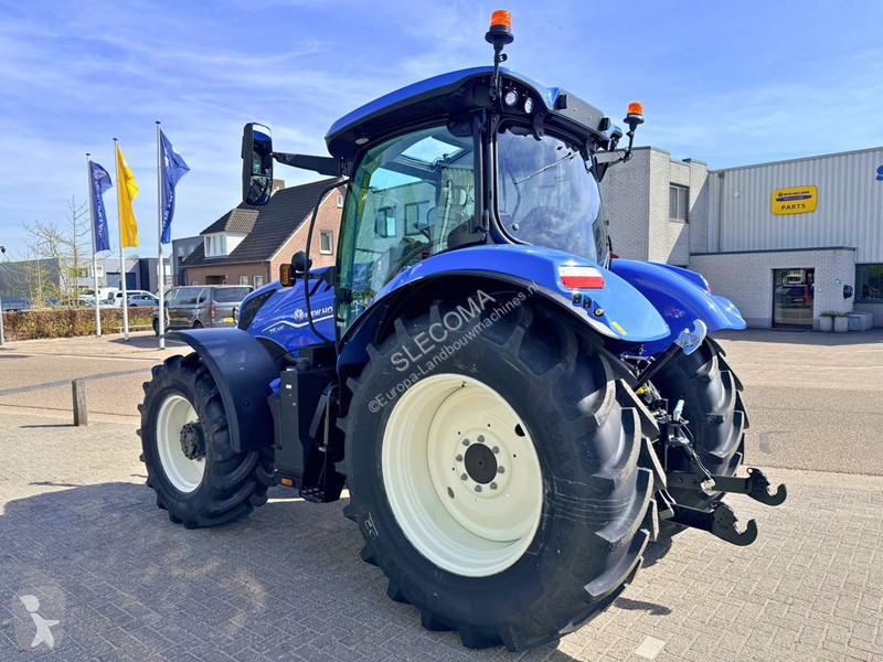 Lantbrukstraktor New Holland T6.145 AC STAGE V...