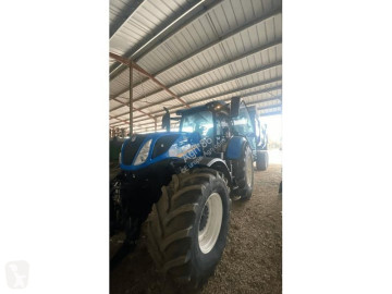 Tracteur agricole New Holland