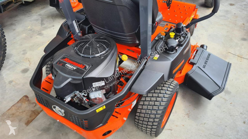 Tractor agrícola Kubota  Z1-421 ZEROTURN-MÄHER...