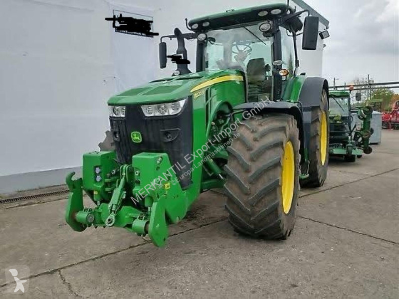 Lantbrukstraktor John Deere 8320R