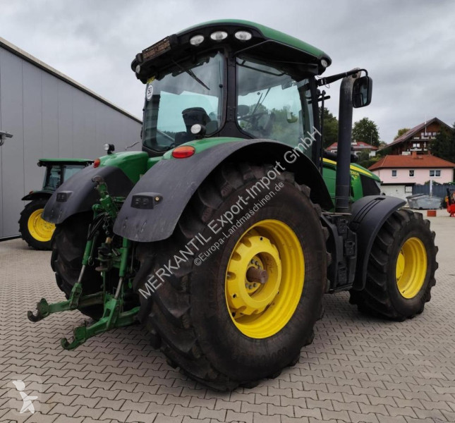 Landbrugstraktor John Deere 7250 R e23