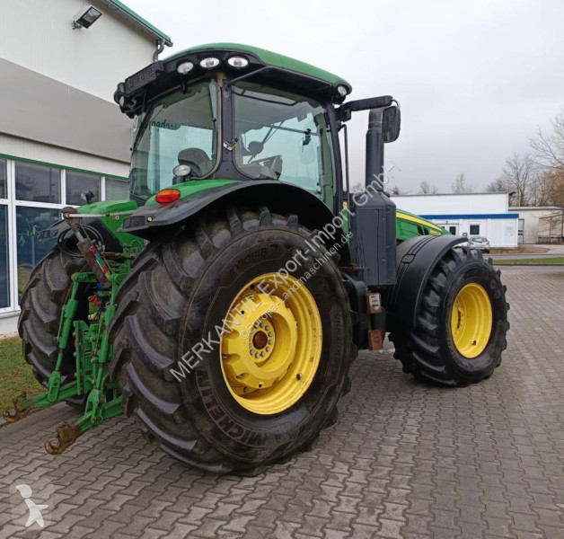 Landbrugstraktor John Deere 8360 R