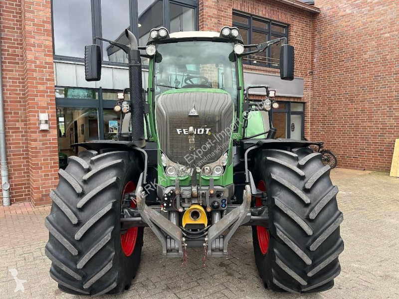 Lantbrukstraktor Fendt  826 Vario Profi Plus