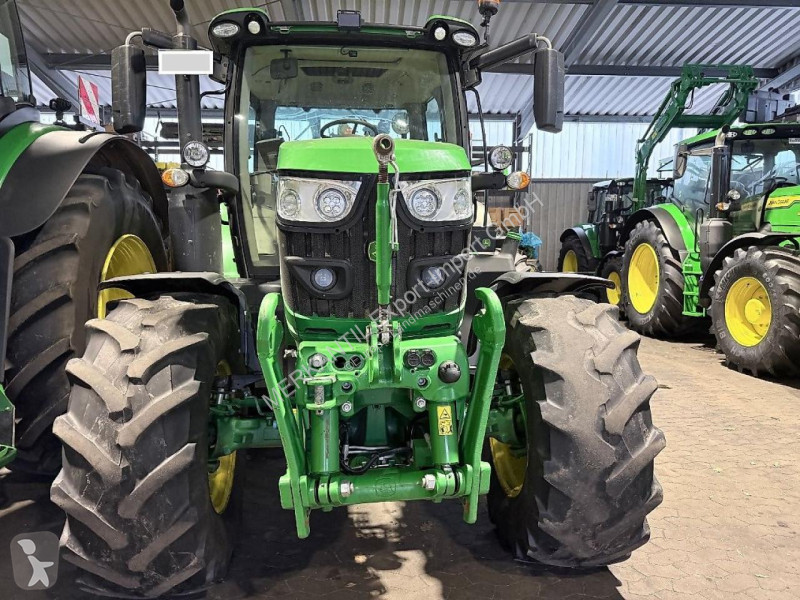 Lantbrukstraktor John Deere 6130R