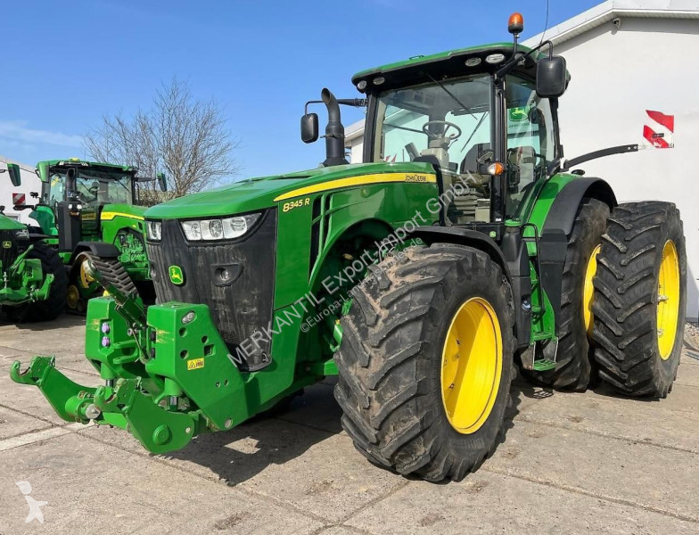 Lantbrukstraktor John Deere 8345R e23