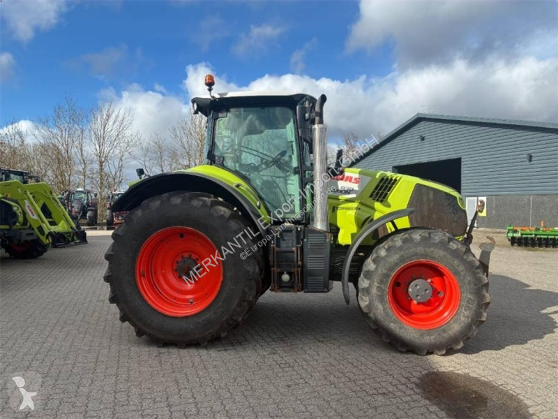Lantbrukstraktor Claas  Axion 830 CIS+