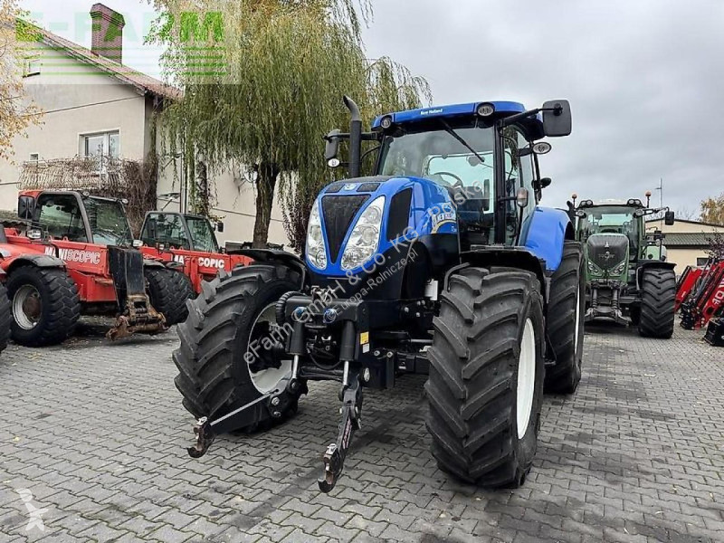 Traktor New Holland  t7.200 rangecommand