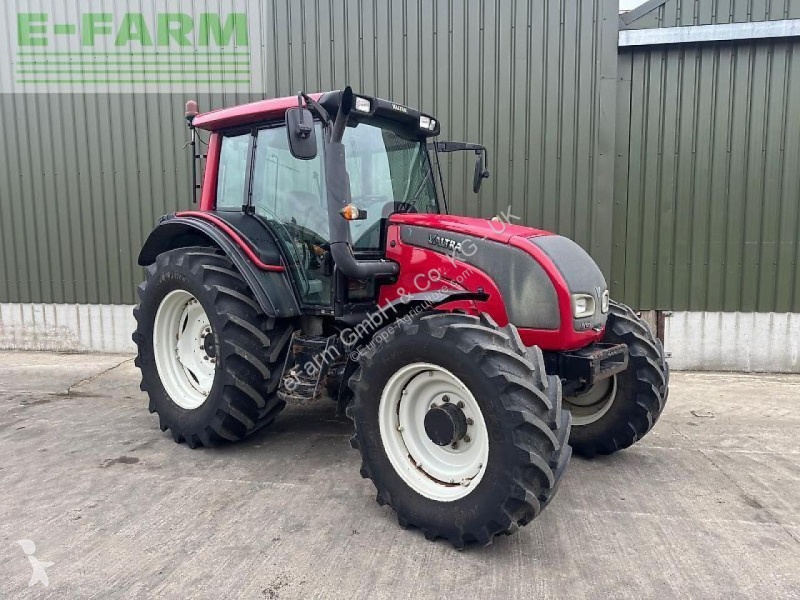 Valtra  n121 tractor tractor