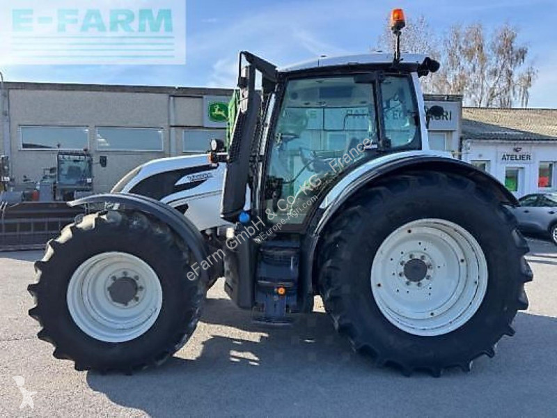 Landbrugstraktor Valtra  n174 direct