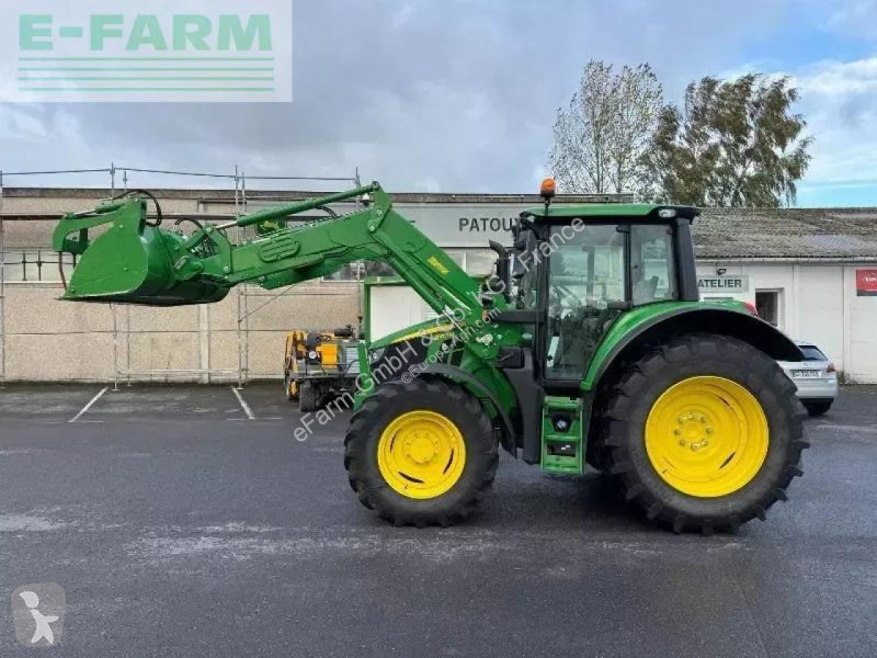 Landbrugstraktor John Deere  6100m