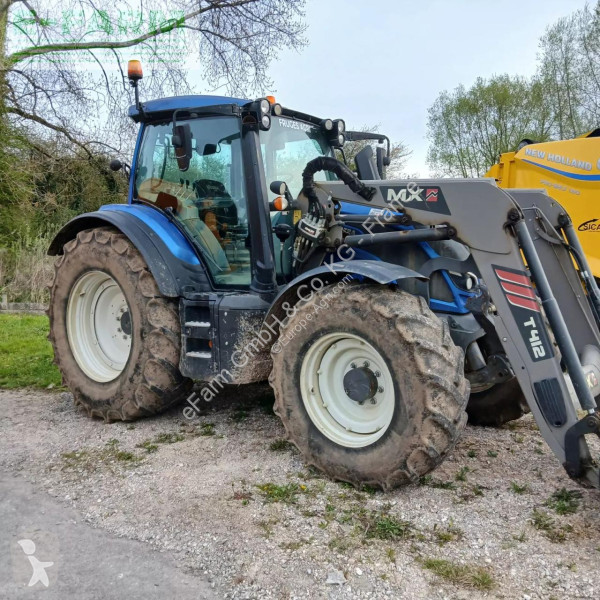 Landbrugstraktor Valtra  n174