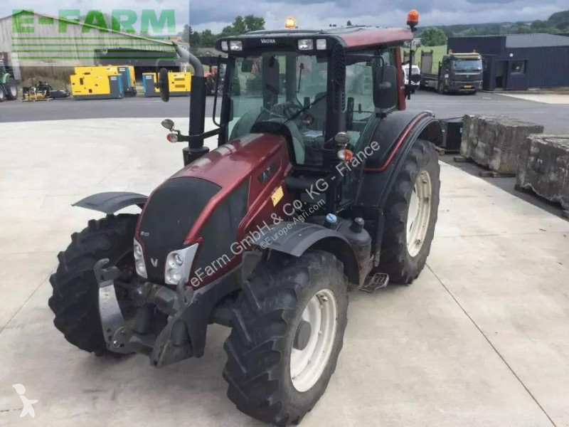 Landbrugstraktor Valtra  n 123