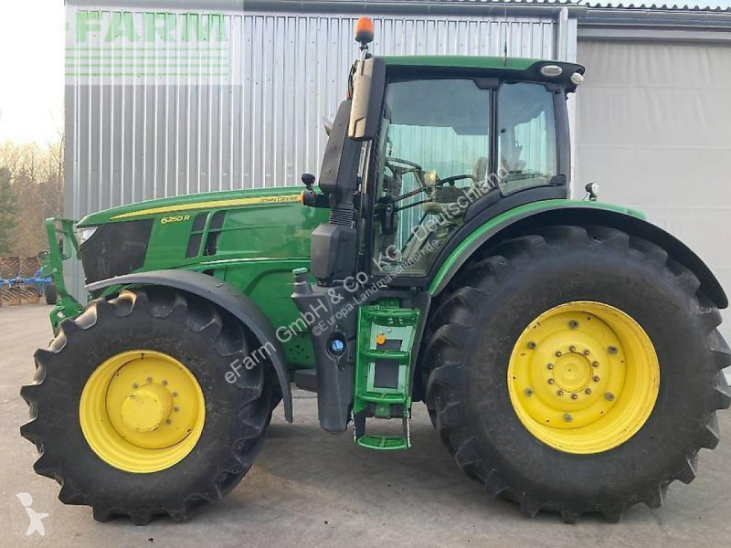 Landbrugstraktor John Deere  6250 r