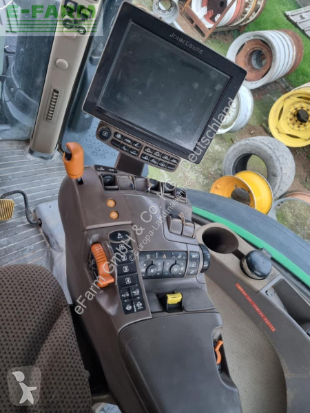 Lantbrukstraktor John Deere 8245 R