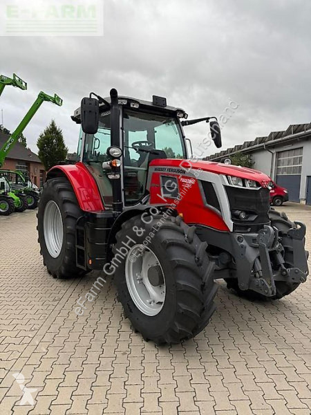 Lantbrukstraktor Massey Ferguson  6s.145 dyna 6