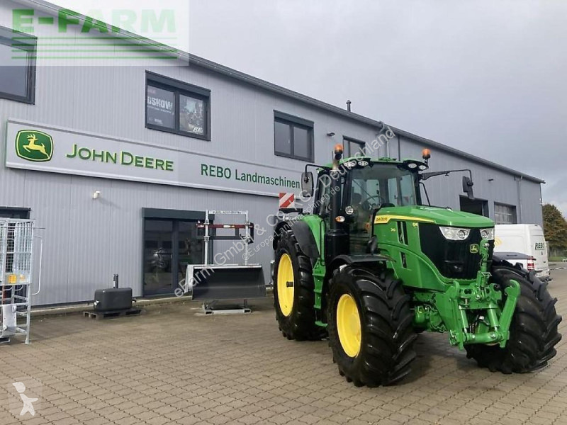 Landbrugstraktor John Deere  6m240
