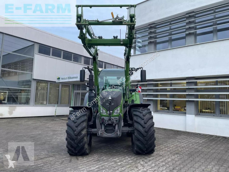 Landbrugstraktor Fendt  724 vario mit frontlader