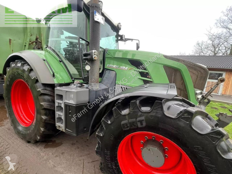 Landbrugstraktor Fendt  824 vario scr