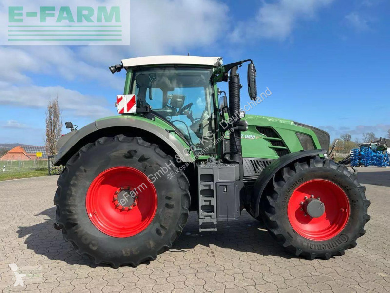 Landbrugstraktor Fendt  828 vario scr