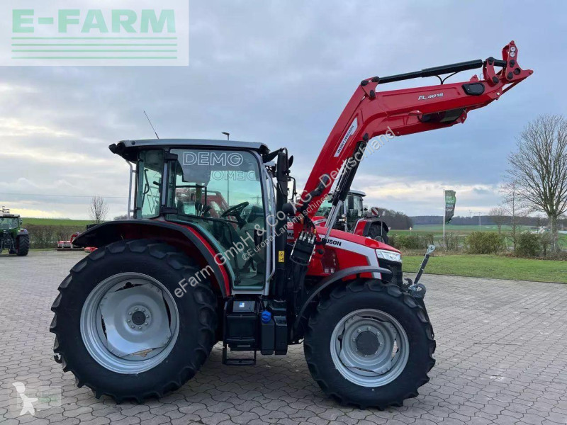 Landbrugstraktor Massey Ferguson  5m.115 dyna-4...