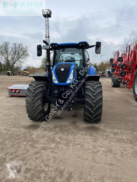 Landbrugstraktor New Holland  t 6.180 ac