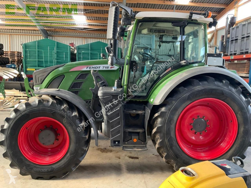 Landbrugstraktor Fendt  718 S4