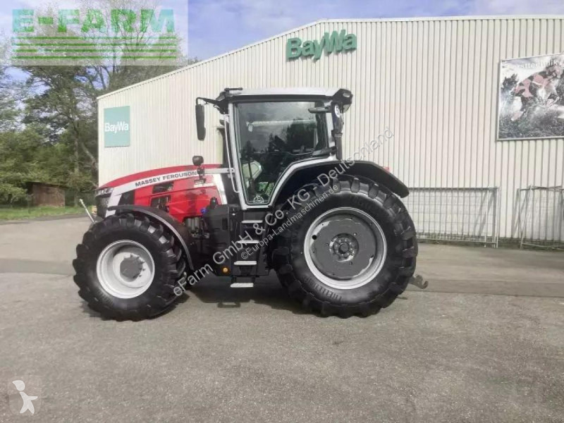 Lantbrukstraktor Massey Ferguson  8s.305...