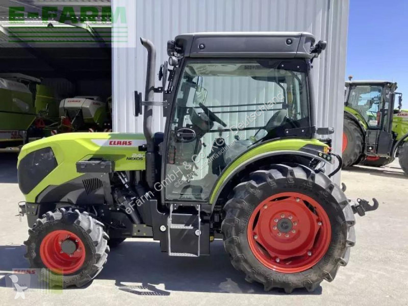 Landbrugstraktor Claas  nexos 240 s advanced