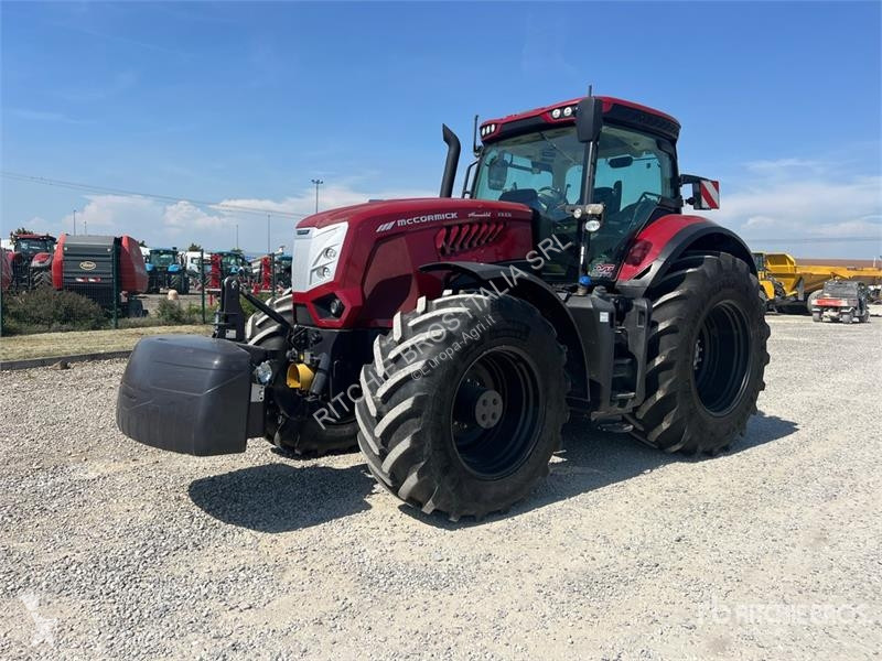 Tractor  X8.680 VT Drive