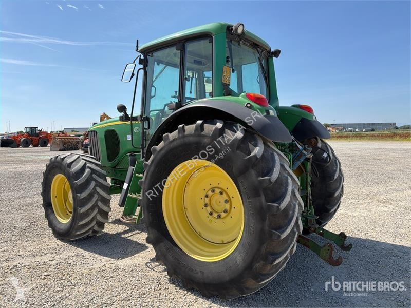 Tractor John Deere 6820