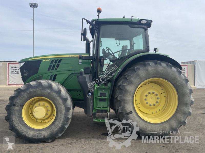 Сільськогосподарський трактор John Deere 6195R