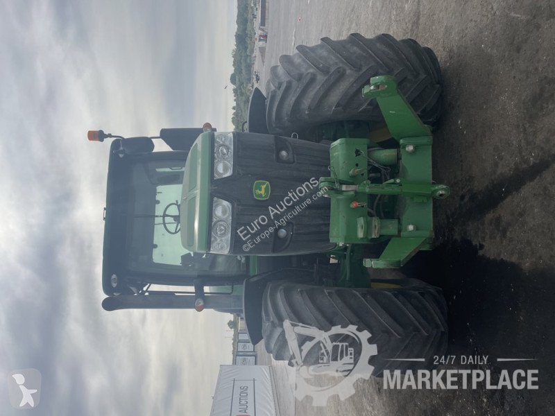 Tracteur agricole John Deere 7200R