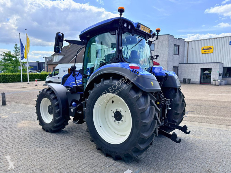 Traktor New Holland T5.140 AC Stage V