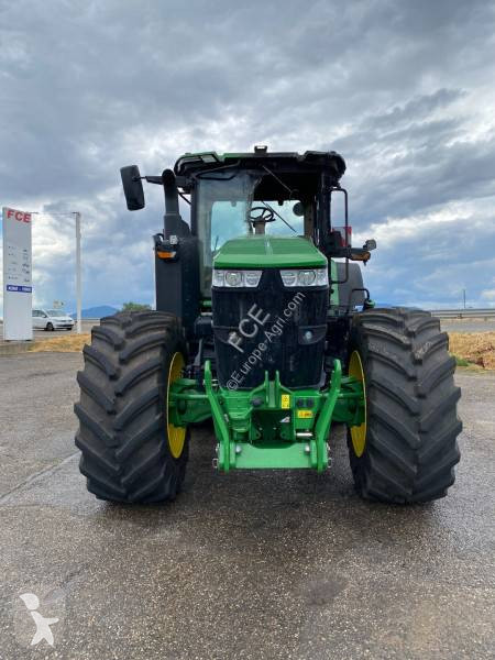 Lantbrukstraktor John Deere 7R330...