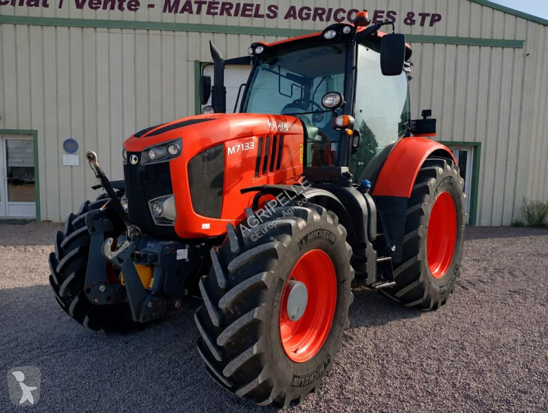 Lantbrukstraktor Kubota  M7133