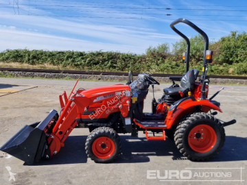 Zemědělský traktor Kioti