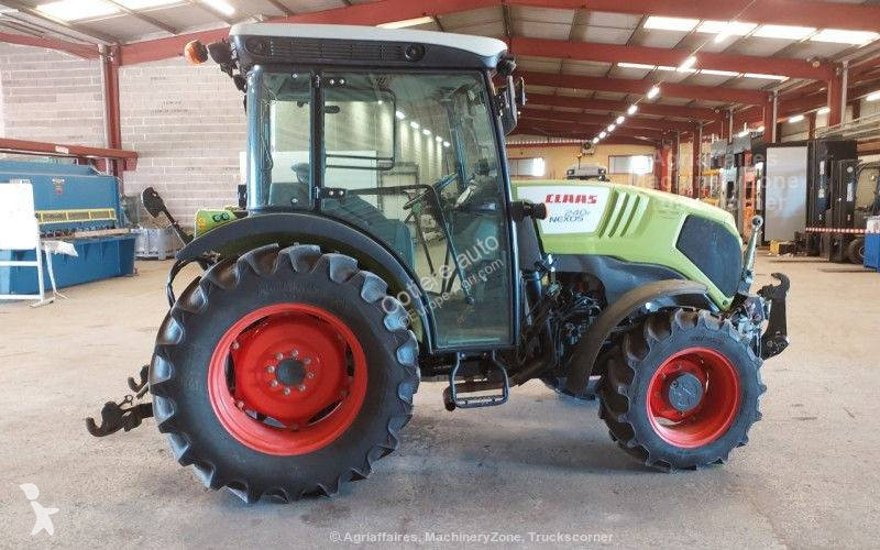 Claas NEXOS 240F - tractor